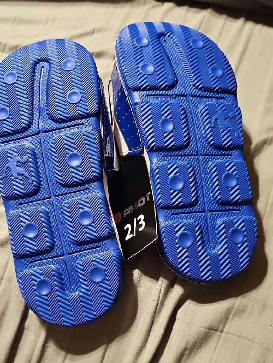 And1 White and Blue Kids' Slide Sandals - Picture 3 of 4